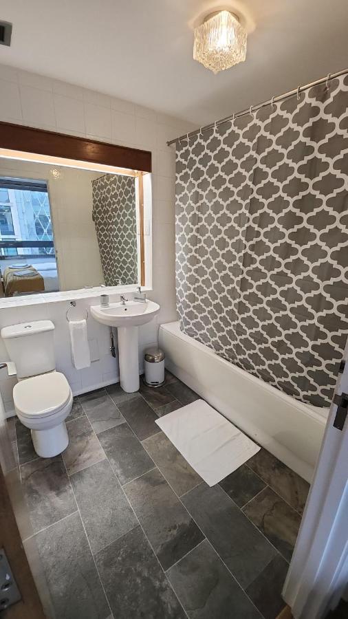 Top Floor Room In Baker St London Eksteriør bilde